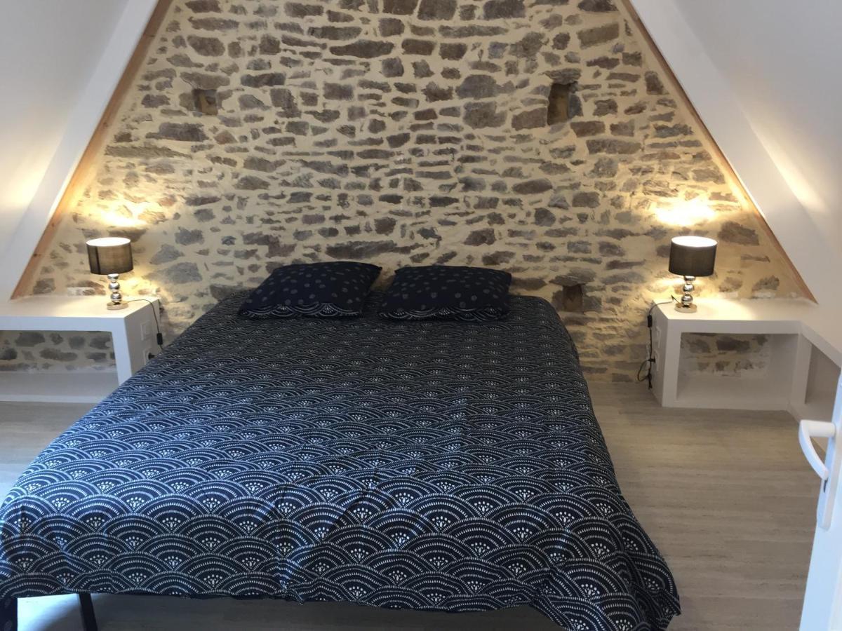 Gite Au Calme 2 A 6 Personnes Dans Un Paysage Totalement Paisible -Plages A 22 Min- Quite Cottage 2 To 6 Persons In Total Peaceful Landscape -Beaches At 22 Min- Landévant Exteriér fotografie